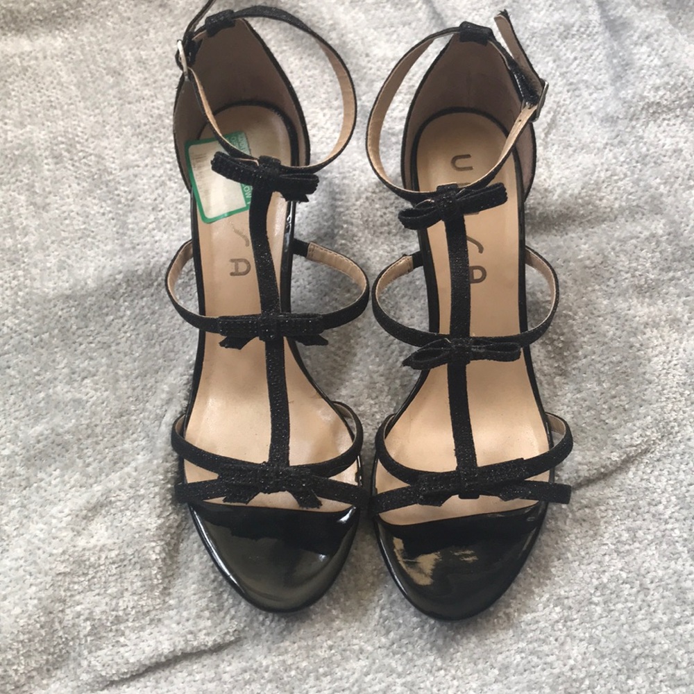 HP✨Unisa Bow Heels